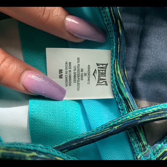 Work out shirt - Picture 3 of 5